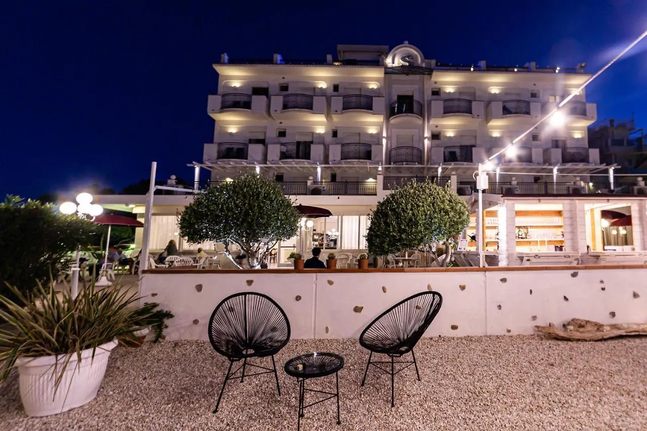 Hotel Soraya - Spiaggia Sawasdee With Beach & Parking リッチョーネ